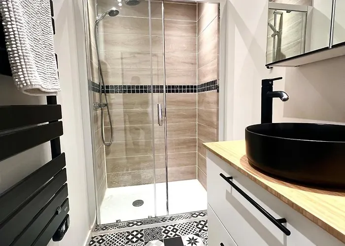 De Tintin شقة بواتييه